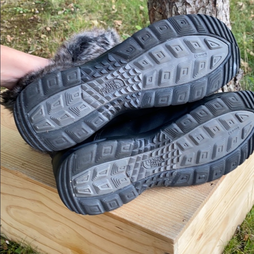 The North Face ThermoBall 11 Quilted Winter Boots - Picture 7 of 11